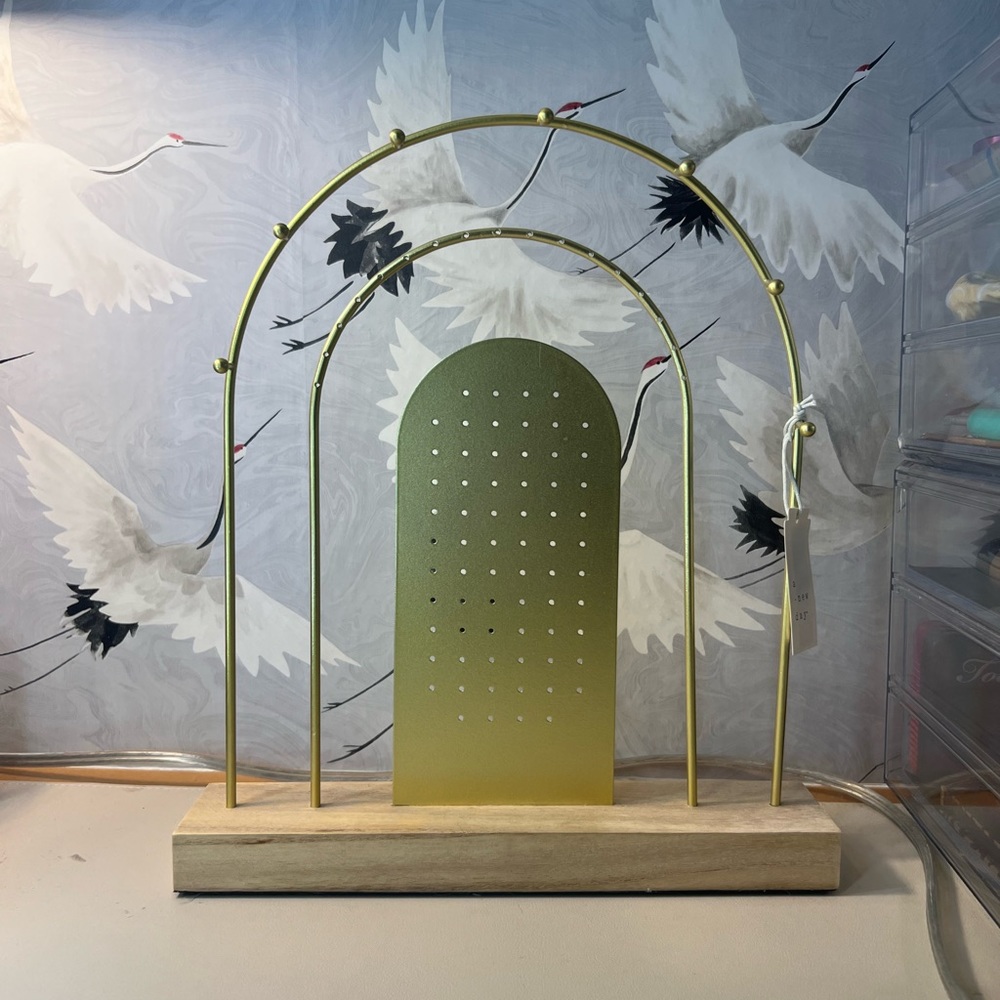 Rainbow Arch Jewelry Stand